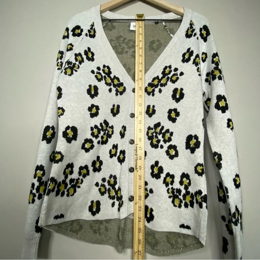 CAbi Kiki‎ Cardigan leopard animal print size small neutral - Picture 7 of 10